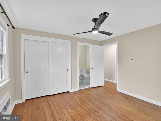 880 CORVAIR RD, Lancaster, PA 17601