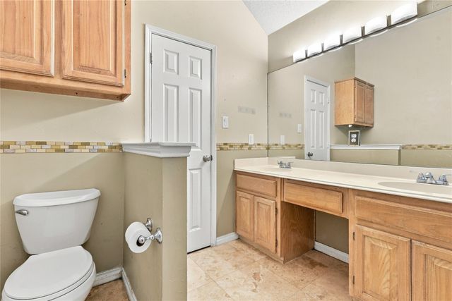 1968 Hobart Lane, Lewisville, TX 75067