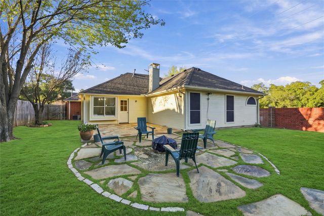 1968 Hobart Lane, Lewisville, TX 75067