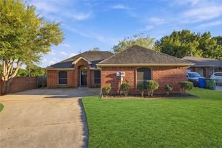 1968 Hobart Lane, Lewisville, TX 75067