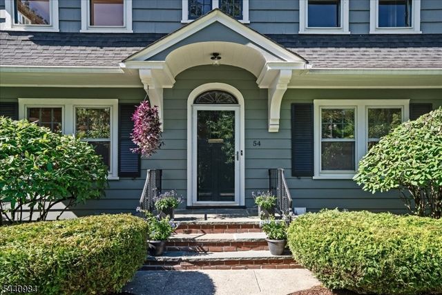 54 Aubrey Rd, Montclair Twp., NJ 07043