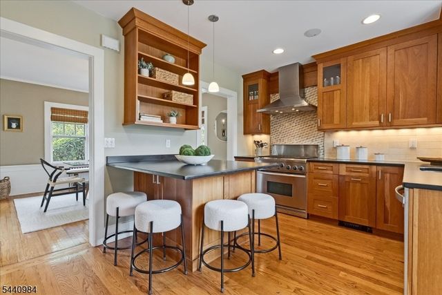 54 Aubrey Rd, Montclair Twp., NJ 07043