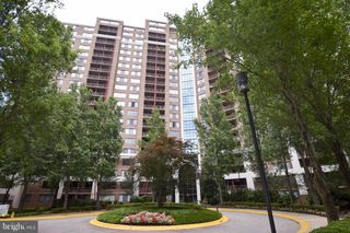 10101 GROSVENOR PL #815, Rockville, MD 20852