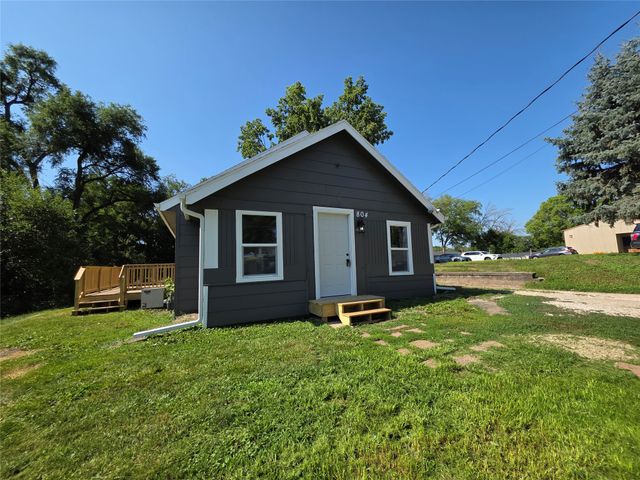 804 Philip Street, Des Moines, IA 50315