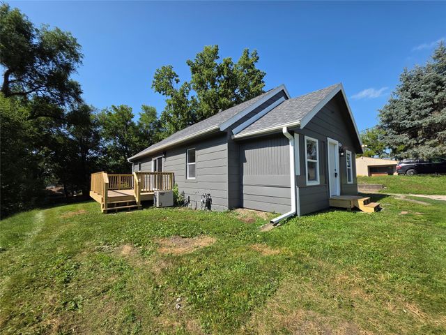 804 Philip Street, Des Moines, IA 50315
