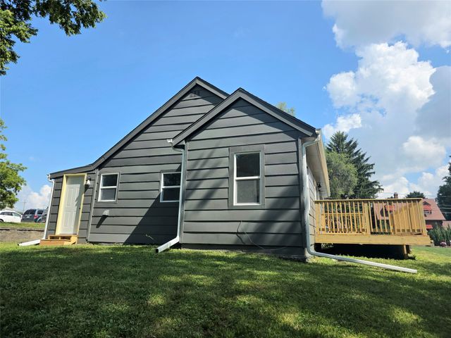 804 Philip Street, Des Moines, IA 50315