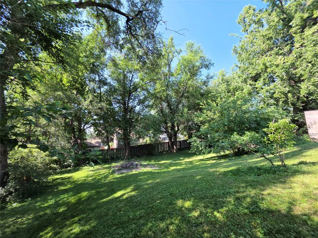 804 Philip Street, Des Moines, IA 50315