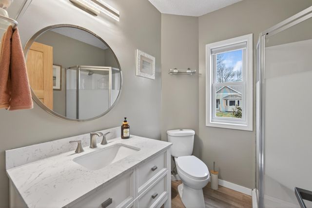 1244 Granada Circle N, Oakdale, MN 55128