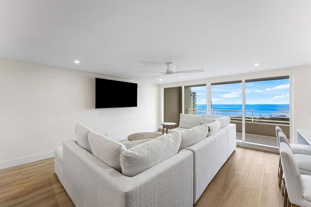 4201 N Ocean Boulevard 1407, Boca Raton, FL 33431