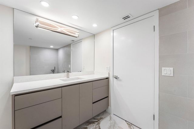 4201 N Ocean Boulevard 1407, Boca Raton, FL 33431