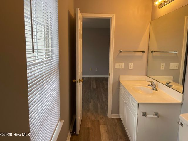 1469 E Boiling Spring Road, Southport, NC 28461