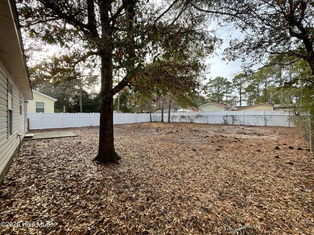 1469 E Boiling Spring Road, Southport, NC 28461