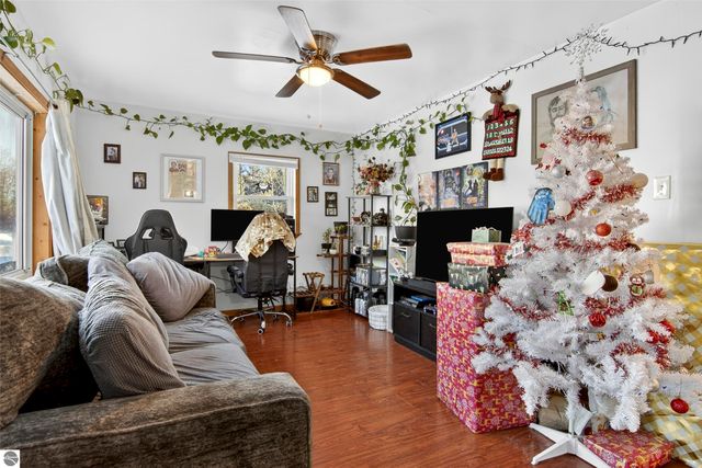 1901 Mary Street, Cadillac, MI 49601