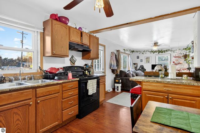 1901 Mary Street, Cadillac, MI 49601