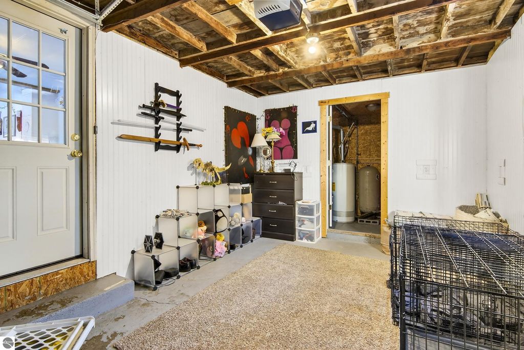 Image 13 of property listing at 1901 Mary Street, Cadillac, MI 49601