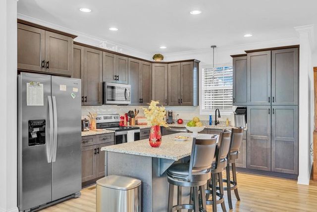18 Faith Rae Blvd, Morrison, TN 37357