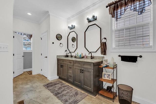 18 Faith Rae Blvd, Morrison, TN 37357