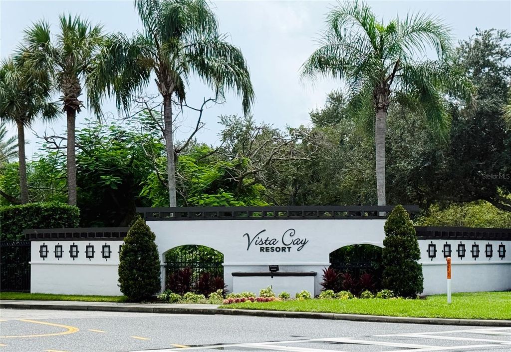 Image 22 of property listing at 4012 BREAKVIEW DRIVE B401, Orlando, FL 32819