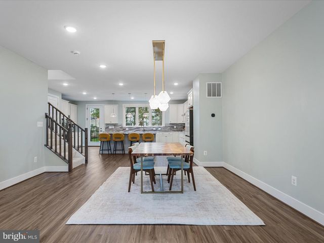 22976 COPPER TREE TER, Ashburn, VA 20148