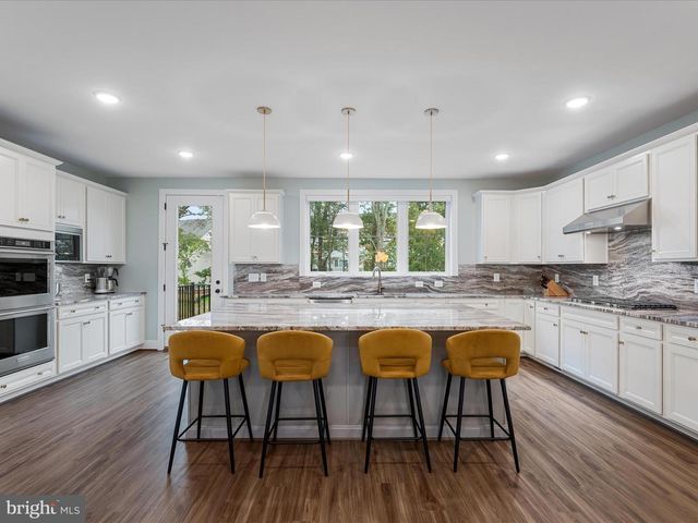 22976 COPPER TREE TER, Ashburn, VA 20148