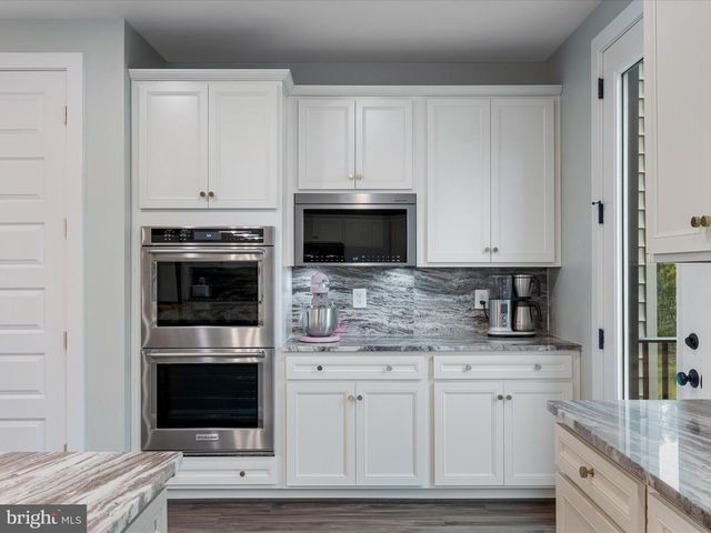 22976 COPPER TREE TER, Ashburn, VA 20148