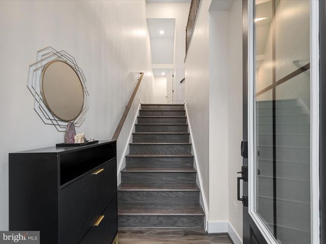 22976 COPPER TREE TER, Ashburn, VA 20148