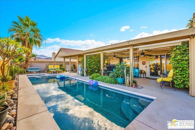 42644 Devonshire Street, Palm Desert, CA 92211