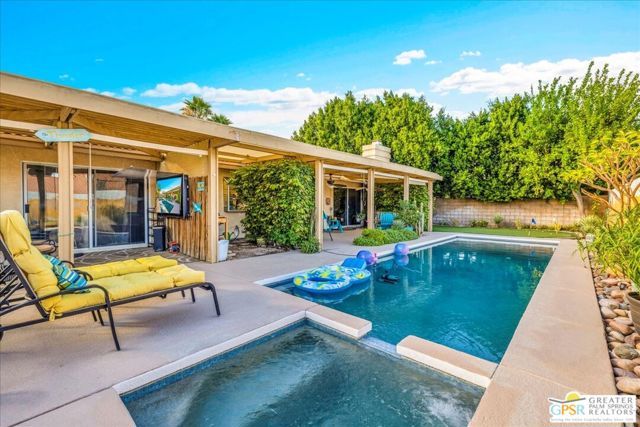 42644 Devonshire Street, Palm Desert, CA 92211