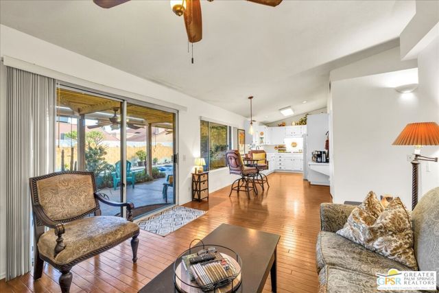 42644 Devonshire Street, Palm Desert, CA 92211