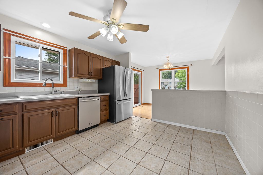 1309 Wilson Avenue, Wheaton, IL 60189 — photo 5