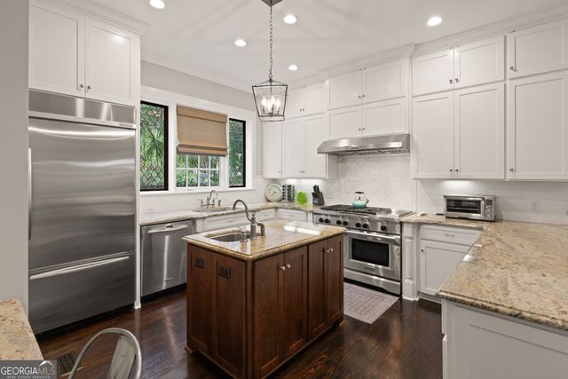 1044 Village Oaks Lane, St. Simons, GA 31522