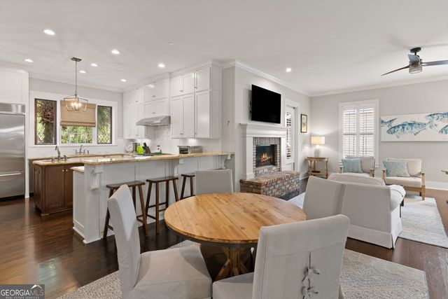 1044 Village Oaks Lane, St. Simons, GA 31522