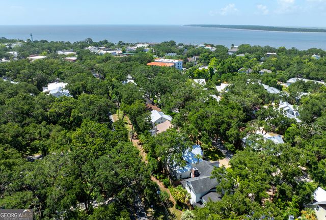 1044 Village Oaks Lane, St. Simons, GA 31522