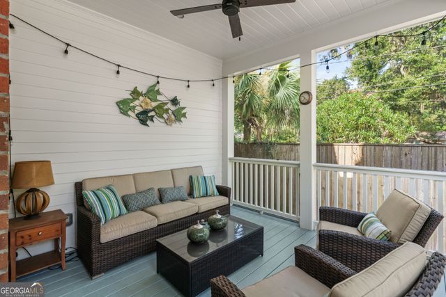 1044 Village Oaks Lane, St. Simons, GA 31522