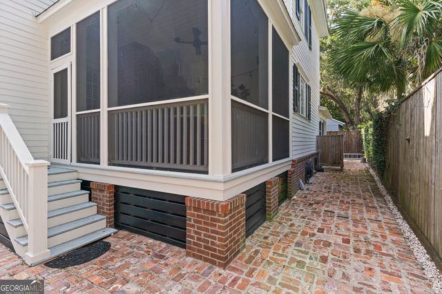 1044 Village Oaks Lane, St. Simons, GA 31522