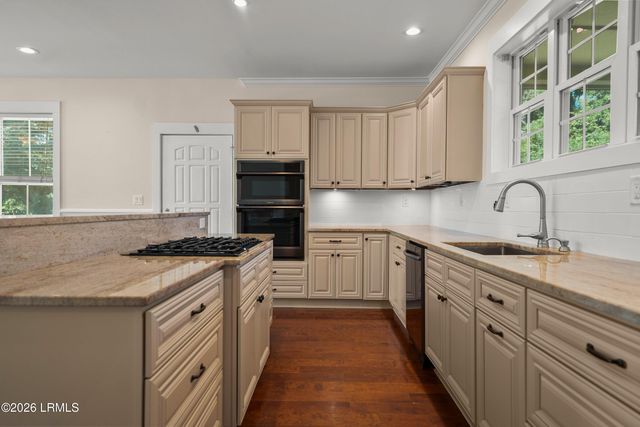 39 Olde Church Road, St. Helena Island, SC 29920