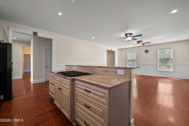39 Olde Church Road, St. Helena Island, SC 29920