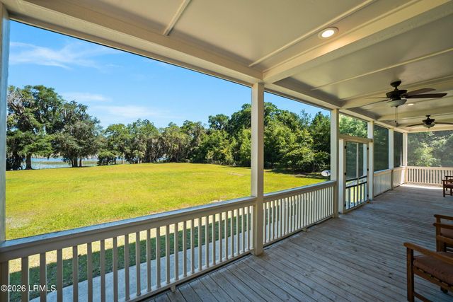 39 Olde Church Road, St. Helena Island, SC 29920