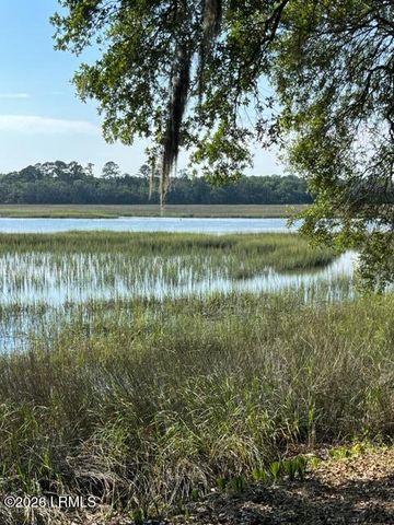 39 Olde Church Road, St. Helena Island, SC 29920