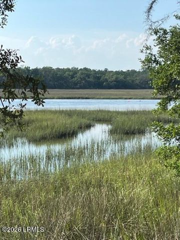 39 Olde Church Road, St. Helena Island, SC 29920