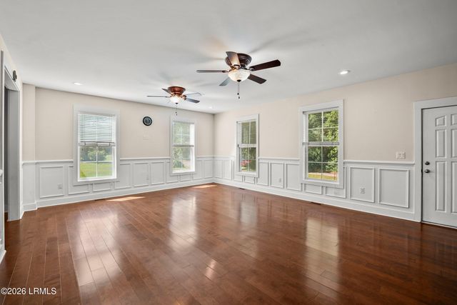 39 Olde Church Road, St. Helena Island, SC 29920