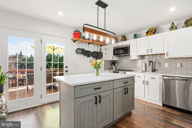 41902 DIABASE SQ, Aldie, VA 20105