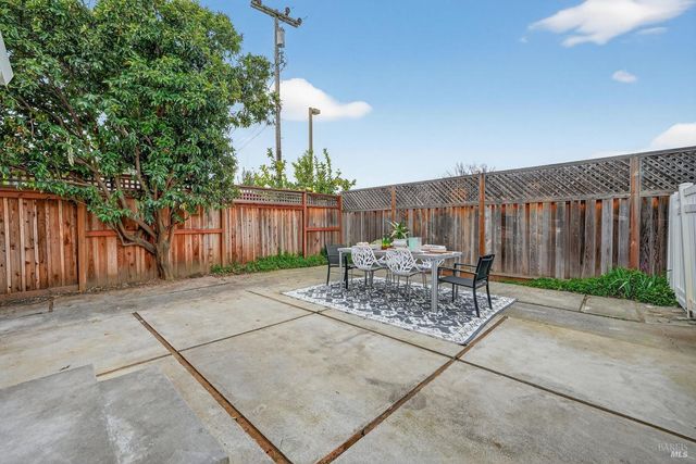 2312 Kathleen Dr, Napa, CA 94558