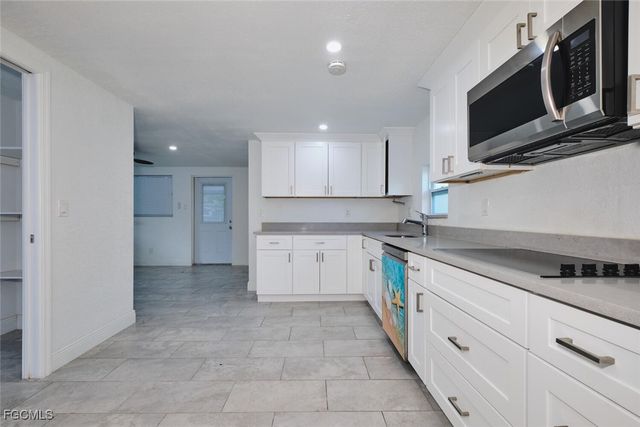 6451 Adelphi CIR, Fort Myers, FL 33919