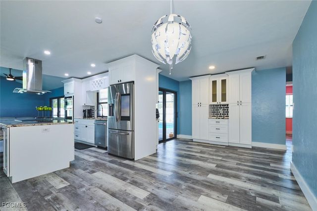 6451 Adelphi CIR, Fort Myers, FL 33919