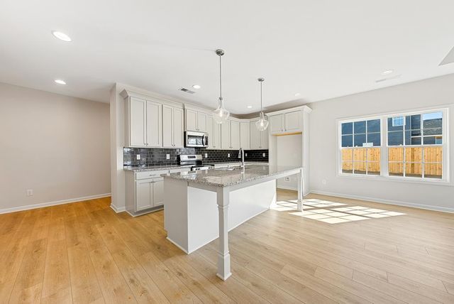 15 Heartland Boulevard, Fort Mitchell, AL 36856