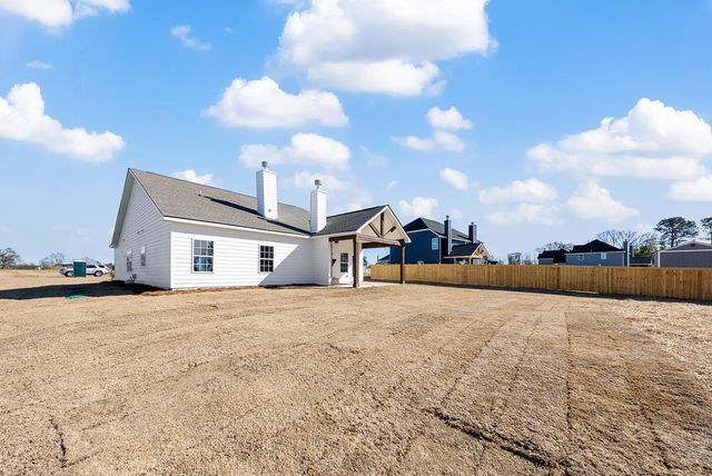 15 Heartland Boulevard, Fort Mitchell, AL 36856