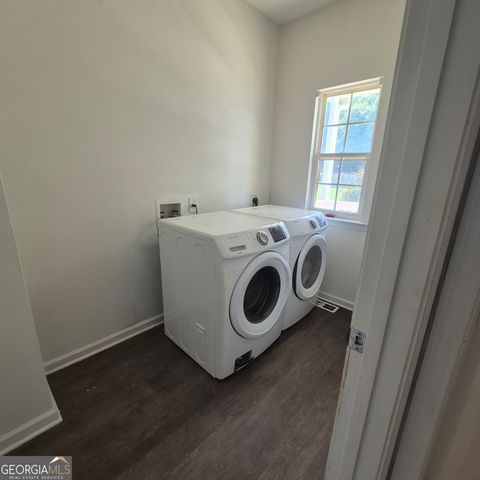 512 Bishop Court, Commerce, GA 30529