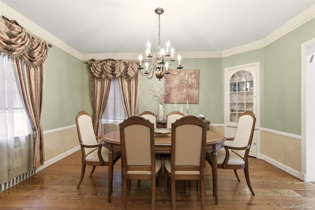 101 Convent Road, Syosset, NY 11791