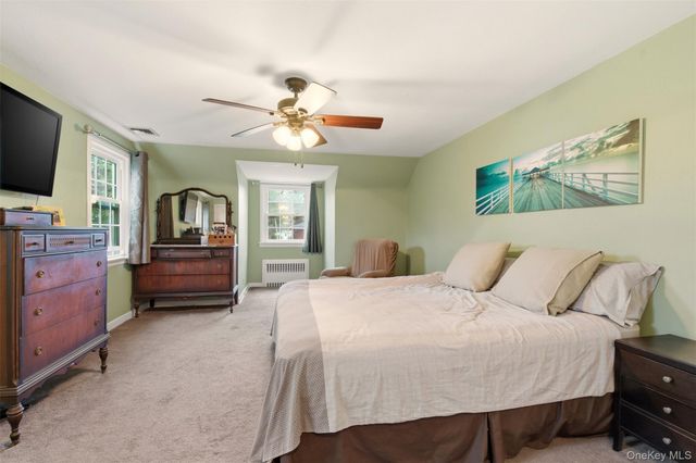 101 Convent Road, Syosset, NY 11791